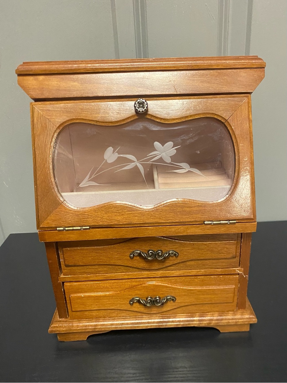 Vintage Wooden Jewelry Box